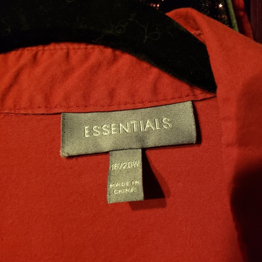 Essentials shirt - Picture 2 of 2